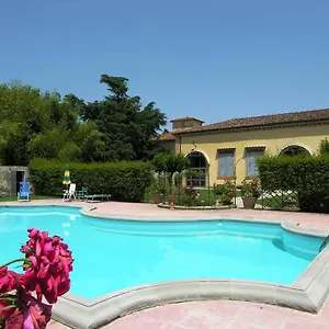  Villa Senni